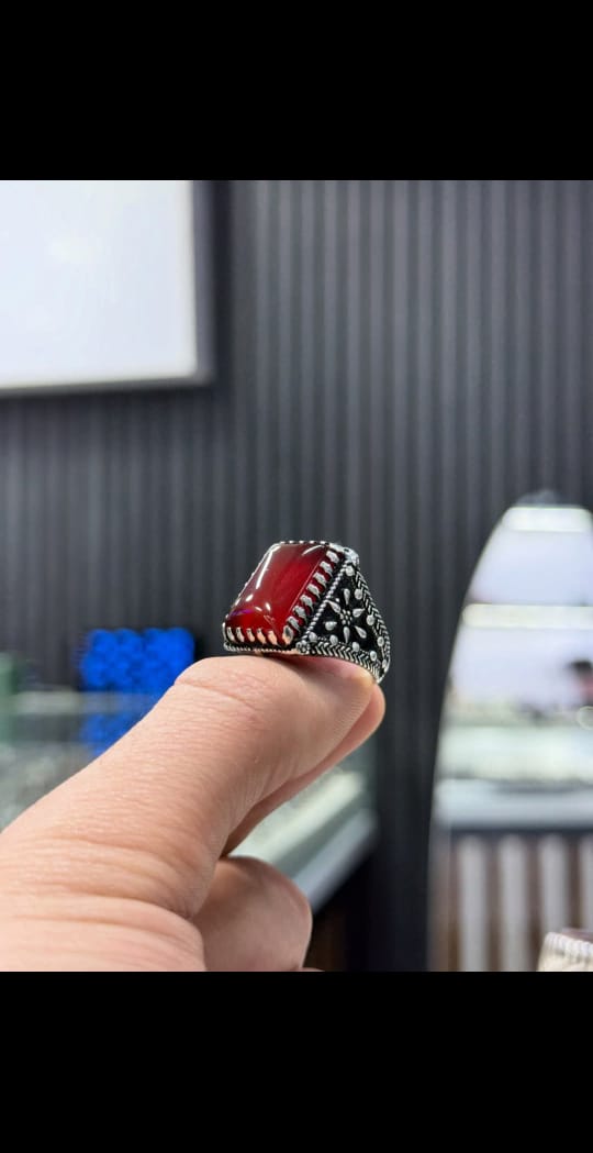 عقيق احمر كبدي